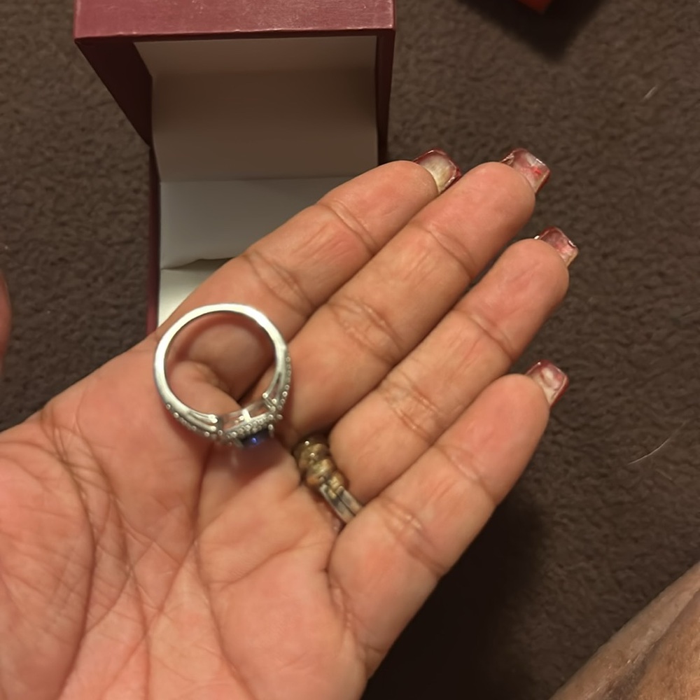 Blue sapphire ring - Picture 3 of 5